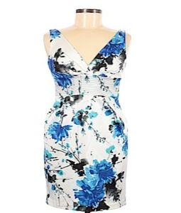 Floral Pencil Dress w/ Pockets